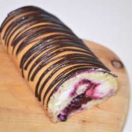 Kreeka jogurti-mustsõstrarull 1kg